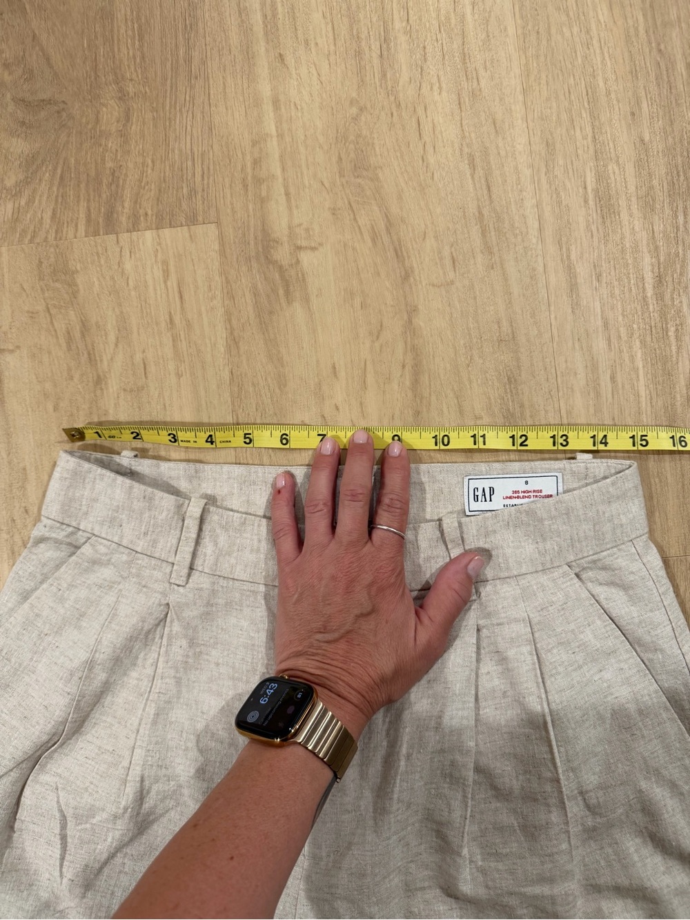Gap 365 high rise linen blend trousers. Size 8. Color is flax linen tan - Picture 9 of 11